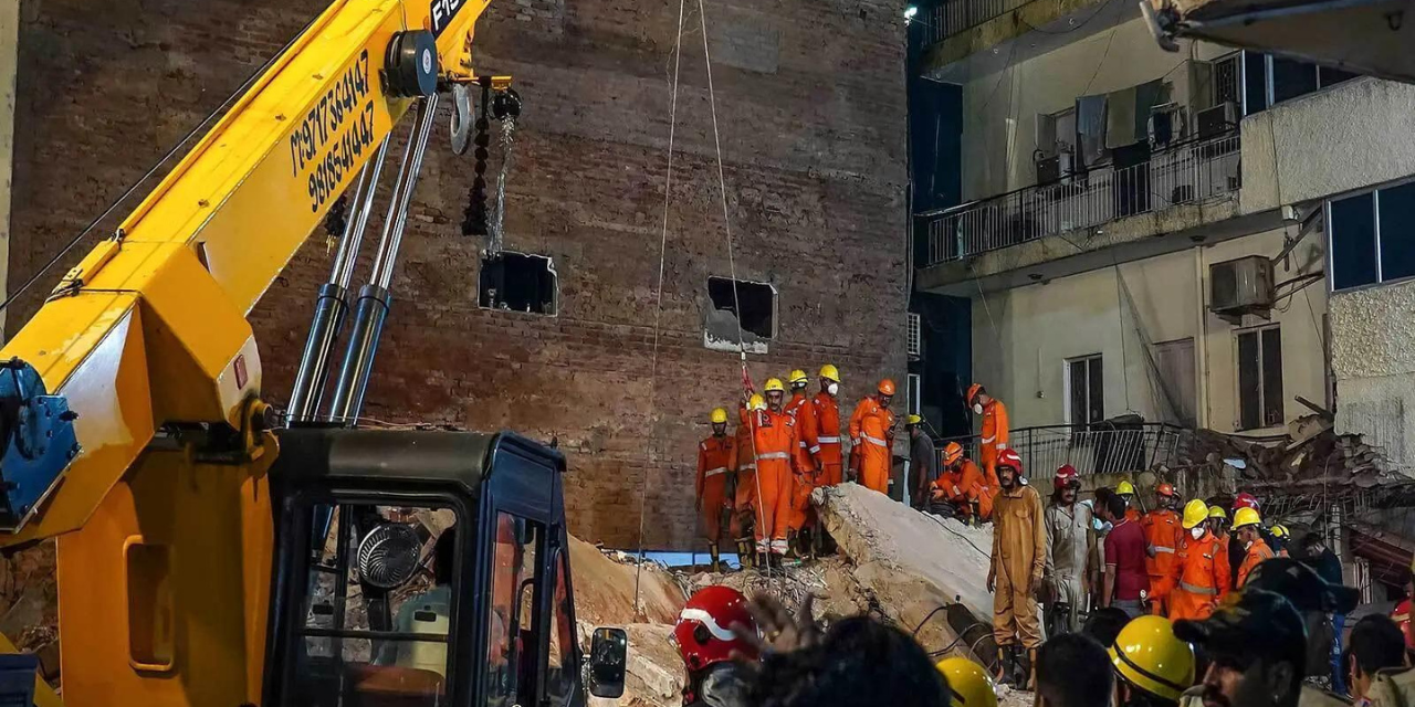 Delhi building collapse kills 6; FIR against owner, illegal buildings over 4 floors face action
