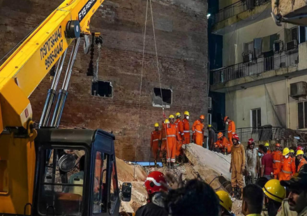 Delhi building collapse kills 6; FIR against owner, illegal buildings over 4 floors face action