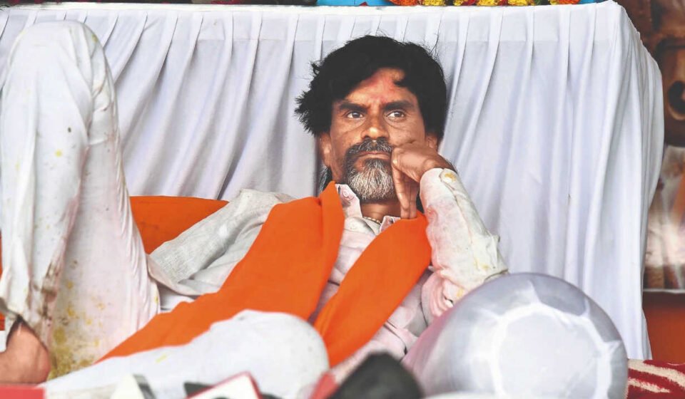 Maratha activist Jarange Patil calls off 20-day fast, gives govt 3 months to consider demands