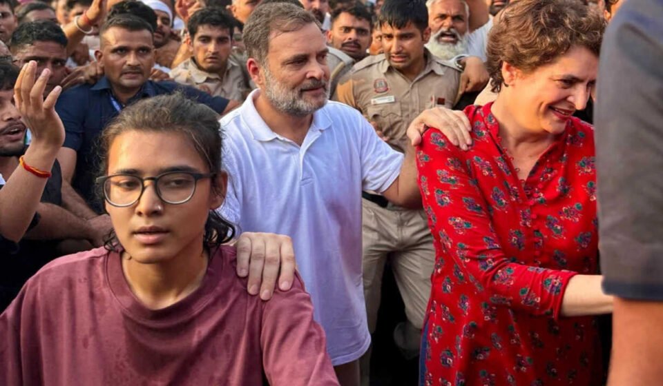 'Nobody can browbeat judiciary': SC issues notice to Rahul Gandhi, Akhilesh Yadav and others over October 12 march